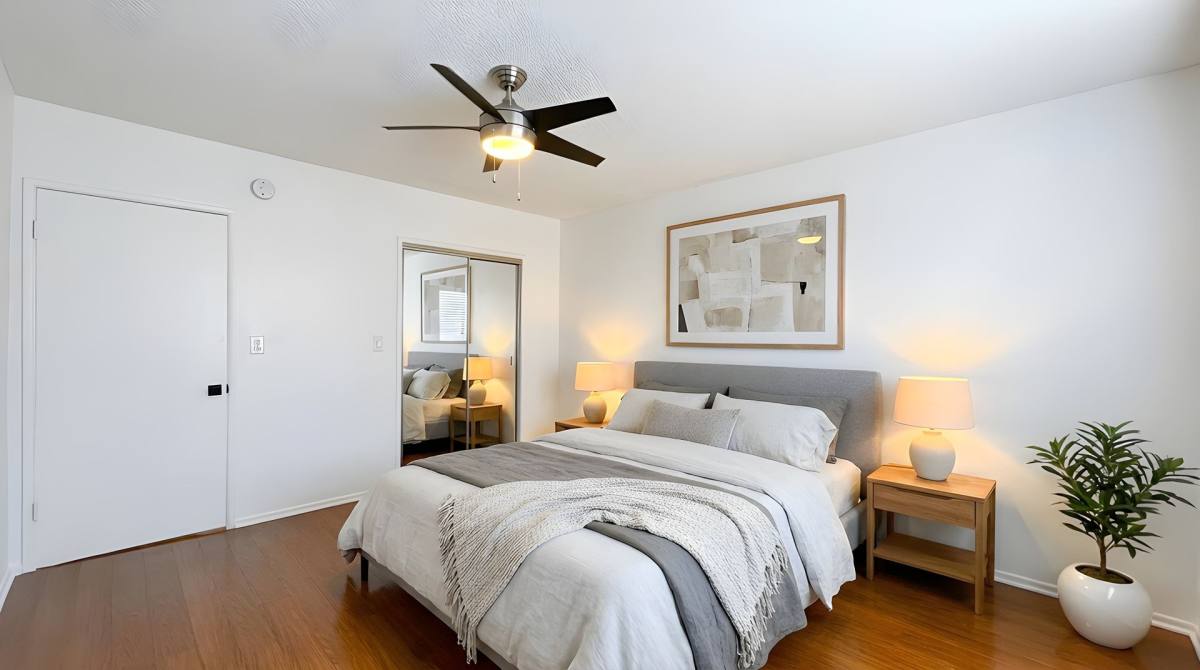 Apartment for rent at 445 E Magnolia Blvd, Burbank, CA 91501