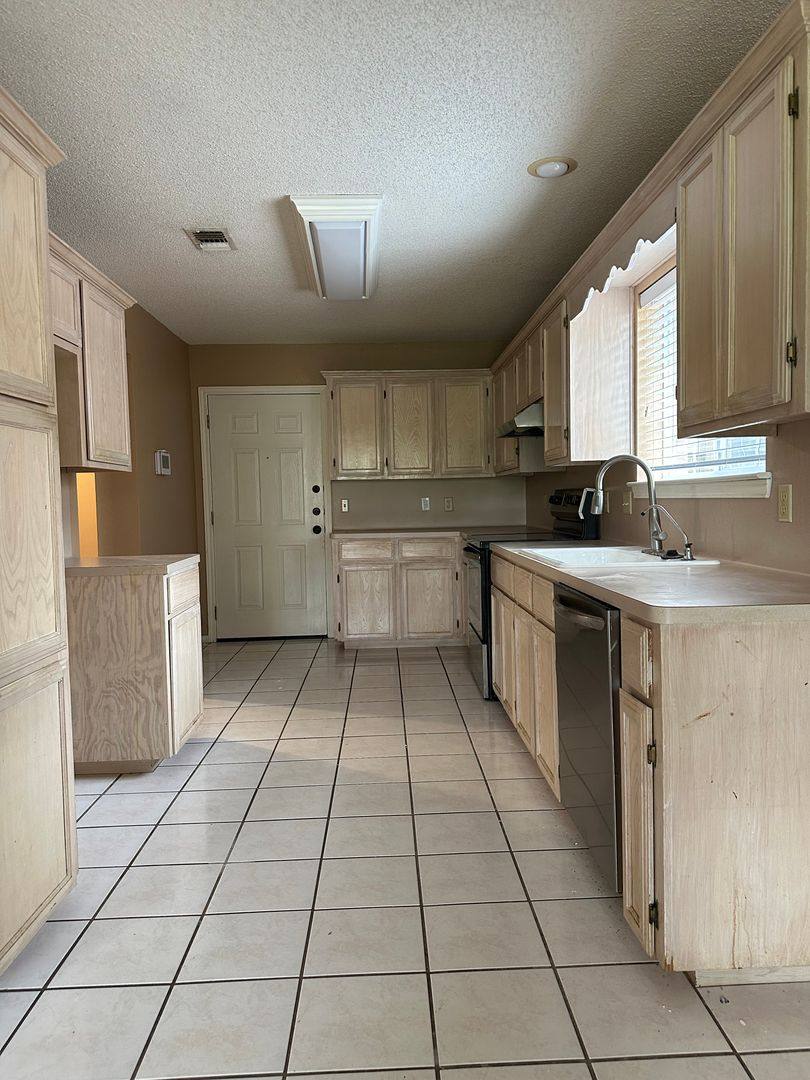 House for rent at 3601 Warbler Ave, McAllen, TX 78504