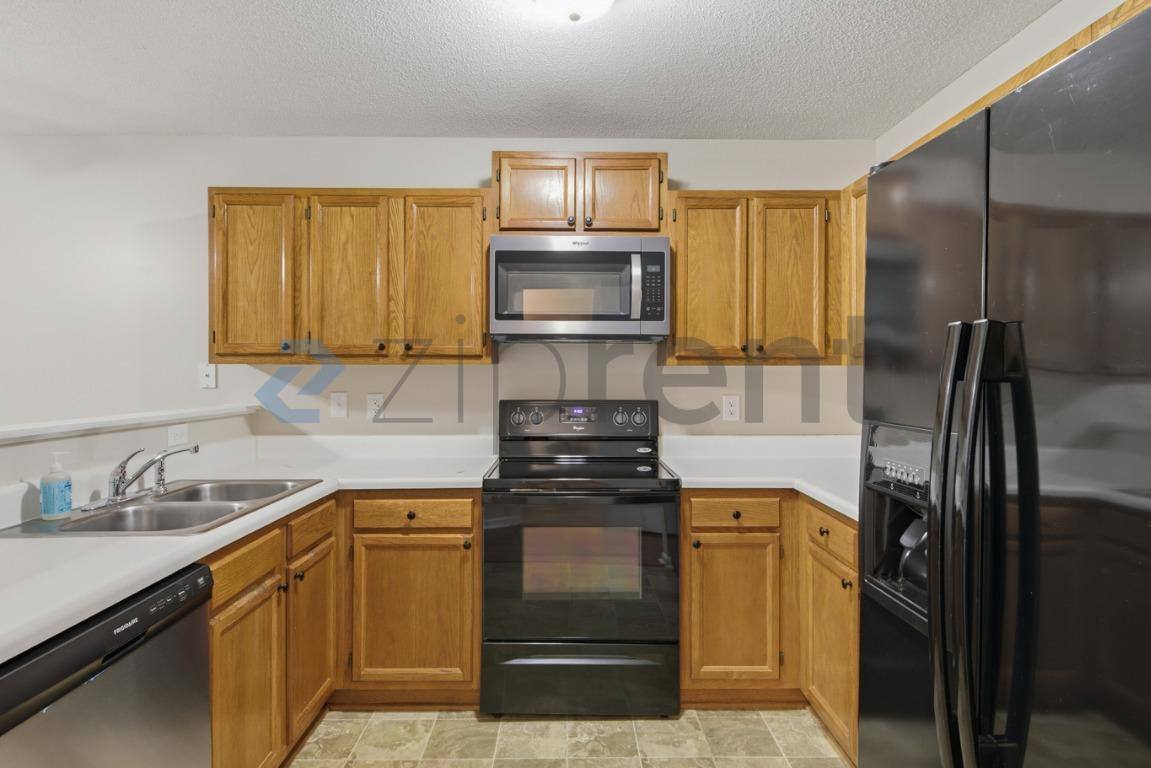 Townhouse for rent at 10 Hartford Court, Durham, NC 27707