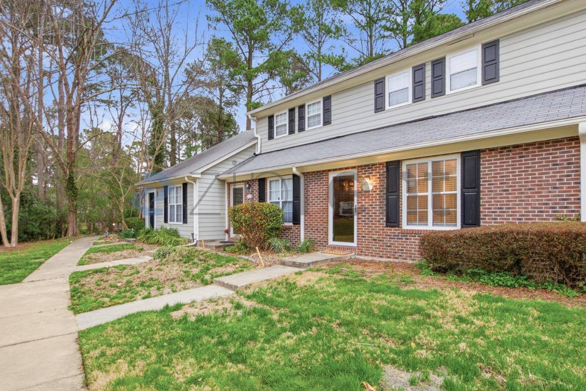 Townhouse for rent at 10 Hartford Court, Durham, NC 27707