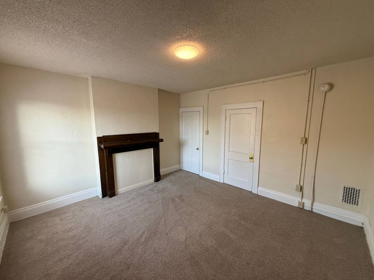 Townhouse for rent at 113 Chittenden Ave, Columbus, OH 43201
