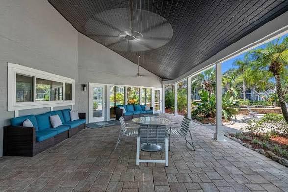 Apartment for rent at 6160 Beacon Isles Dr, Tampa, FL 33615