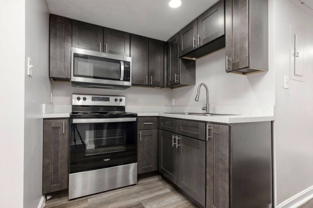 Apartment for rent at 735 S 2nd St, Louisville, KY 40202