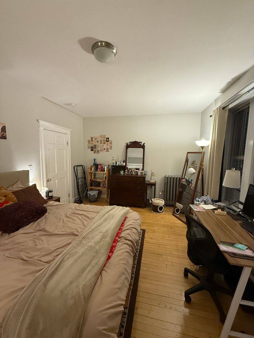 Apartment for rent at 10 Farrington Ave #1, Allston, MA 02134