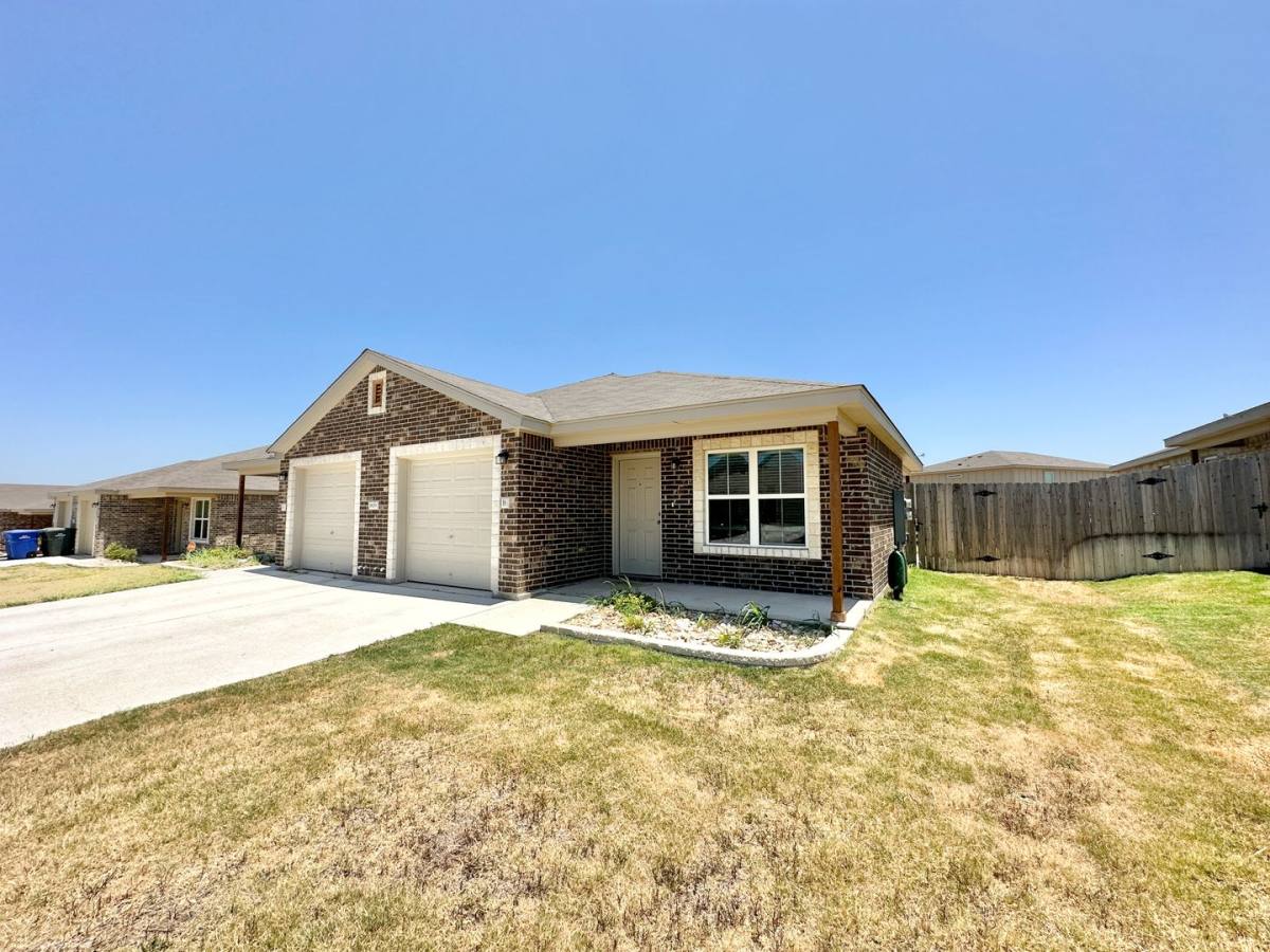 Townhouse for rent at 1809 Clovis Dr, Copperas Cove, TX 76522