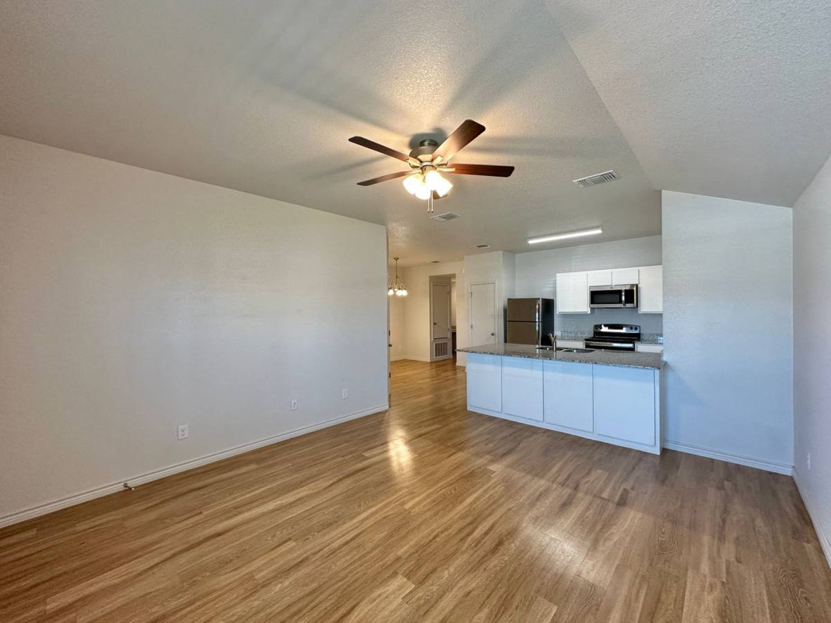 Townhouse for rent at 1809 Clovis Dr, Copperas Cove, TX 76522