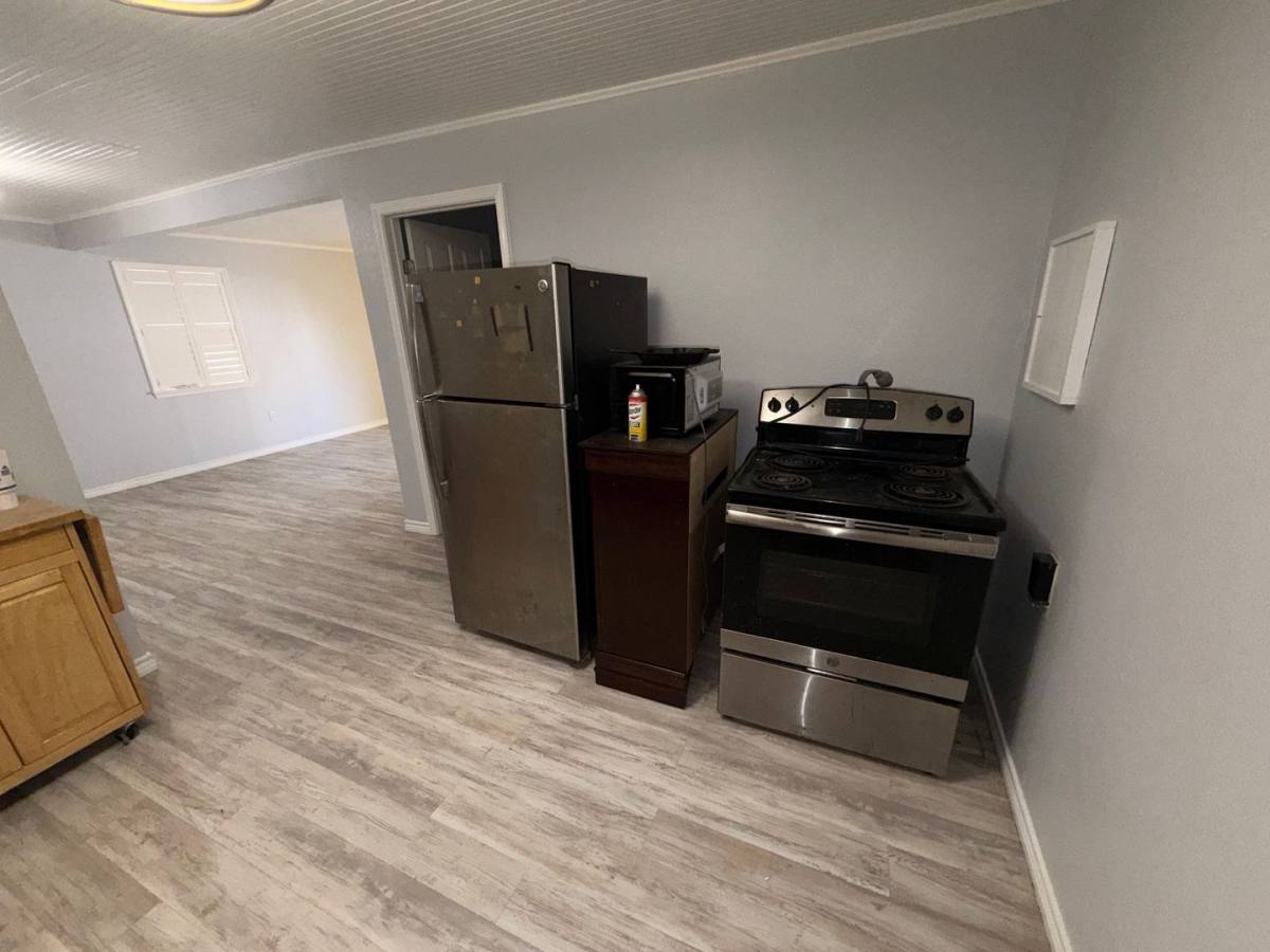 Apartment for rent at 1124 2nd St, Corpus Christi, TX 78404