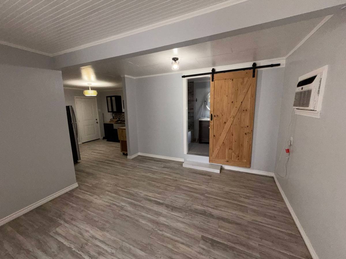 Apartment for rent at 1124 2nd St, Corpus Christi, TX 78404