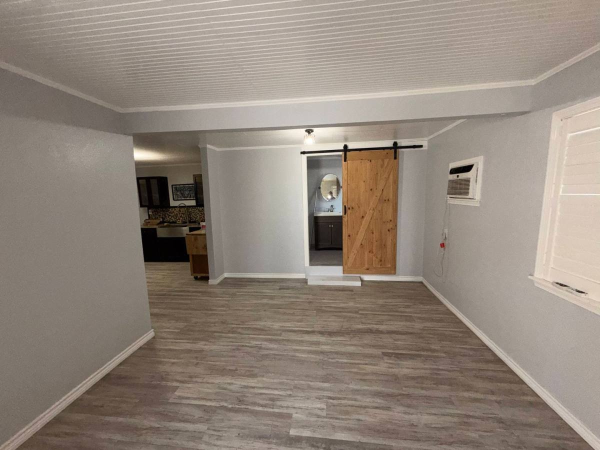 Apartment for rent at 1124 2nd St, Corpus Christi, TX 78404