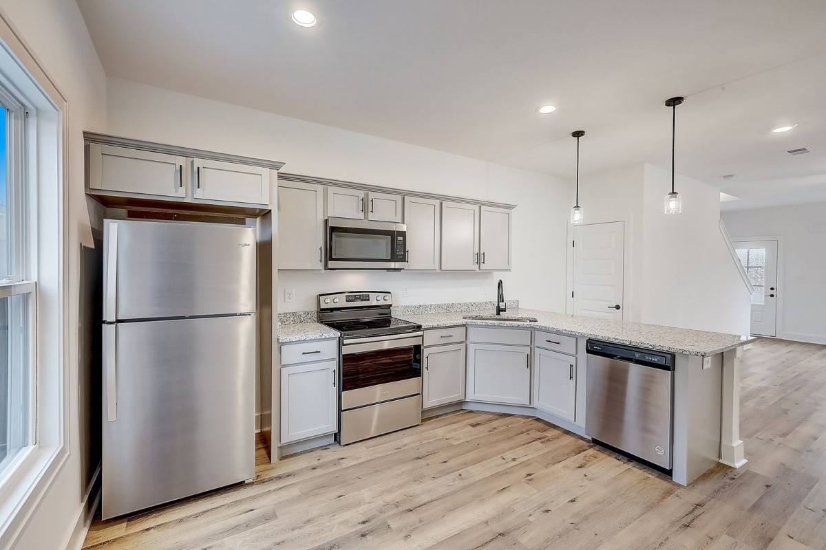 Apartment for rent at 630 Huntco Dr, Clarksville, TN 37043