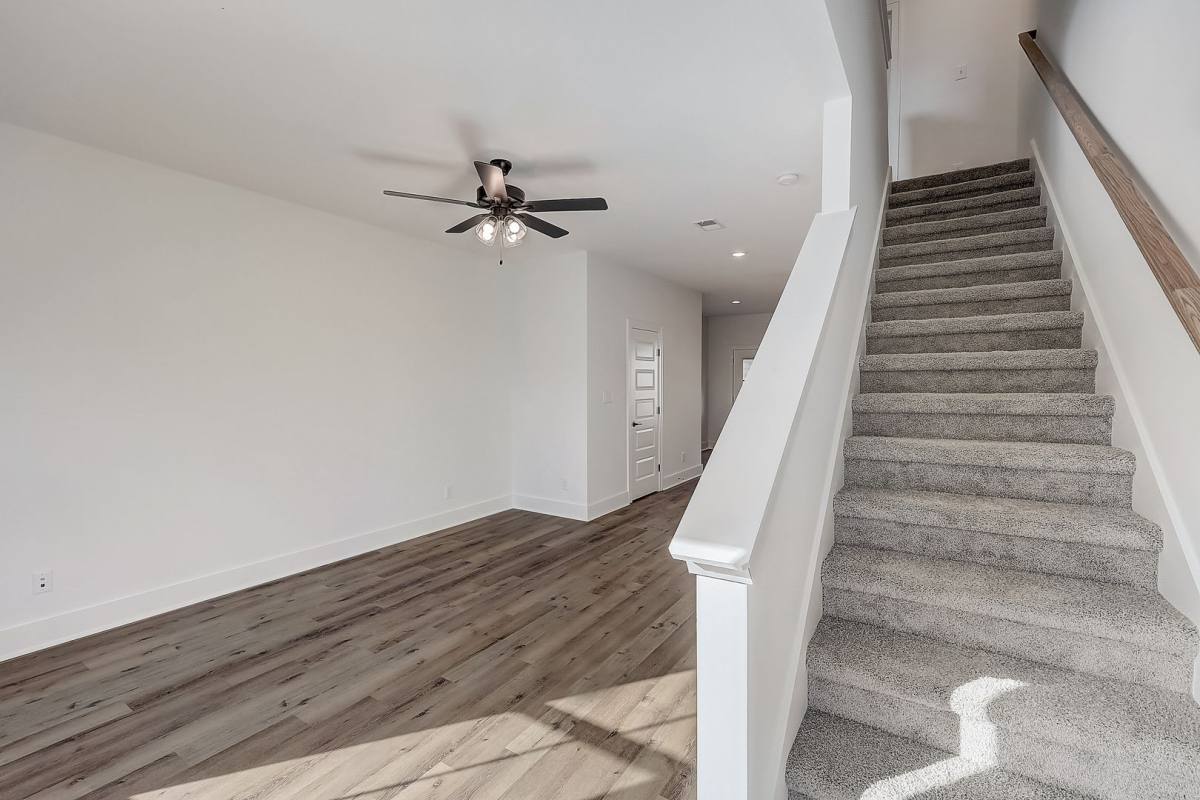Apartment for rent at 630 Huntco Dr, Clarksville, TN 37043