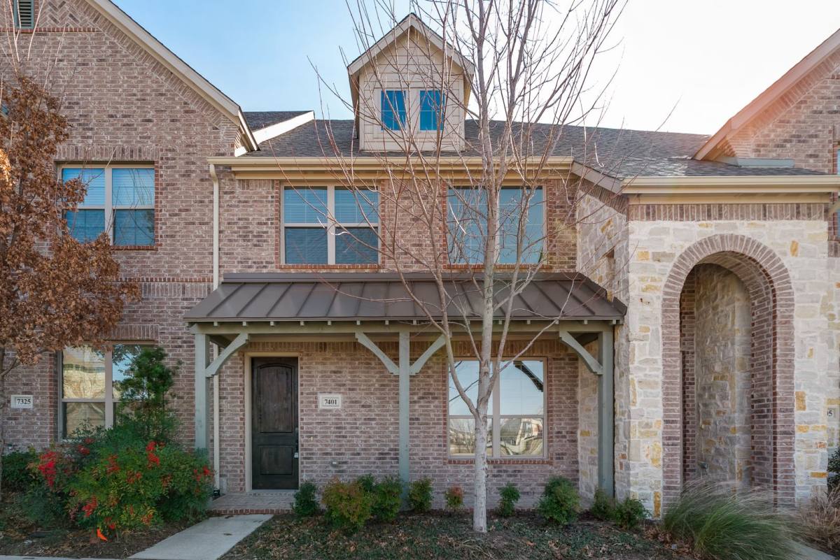 Townhouse for rent at 7401 Chief Spotted Tail Dr, McKinney, TX 75070