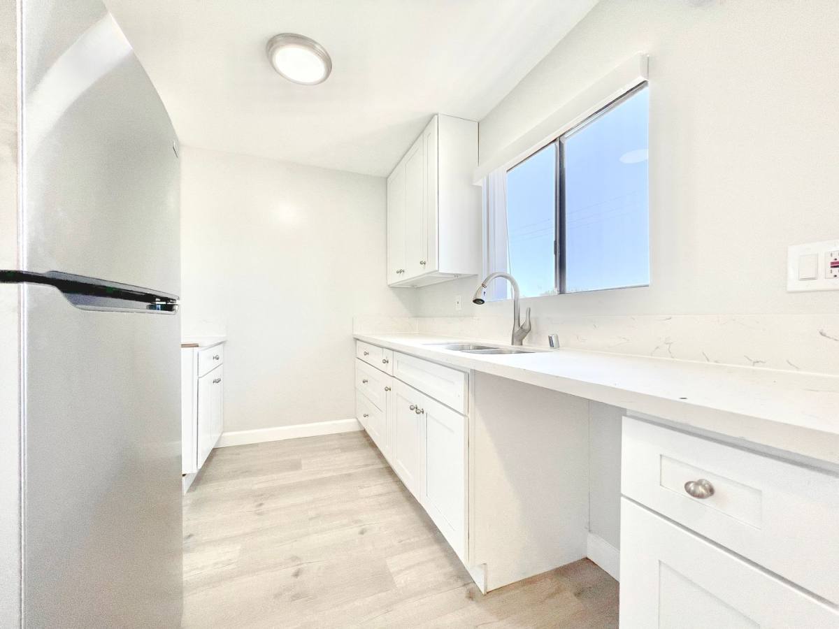 Apartment for rent at 7437 Haskell Ave, Van Nuys, CA 91406