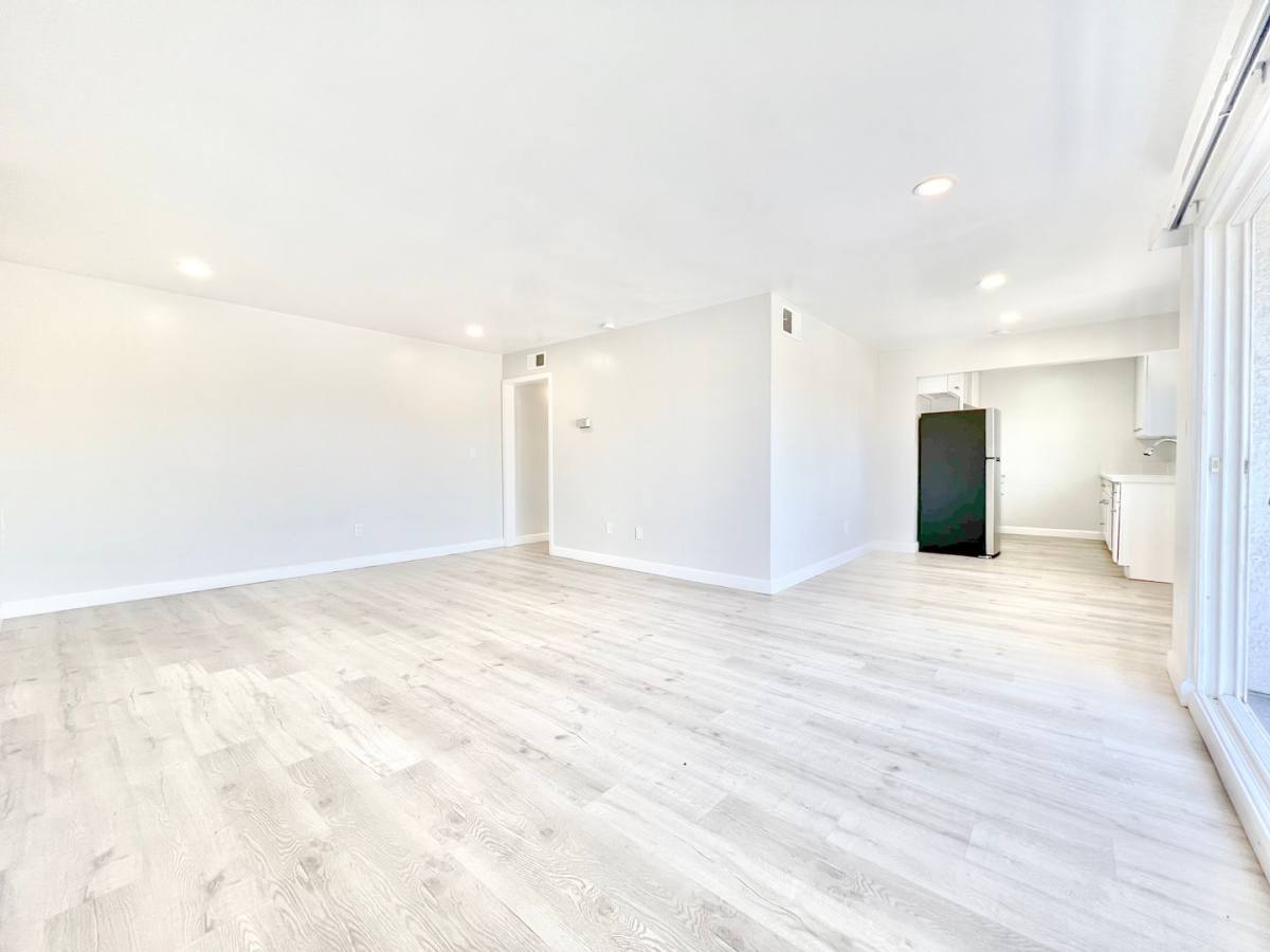 Apartment for rent at 7437 Haskell Ave, Van Nuys, CA 91406