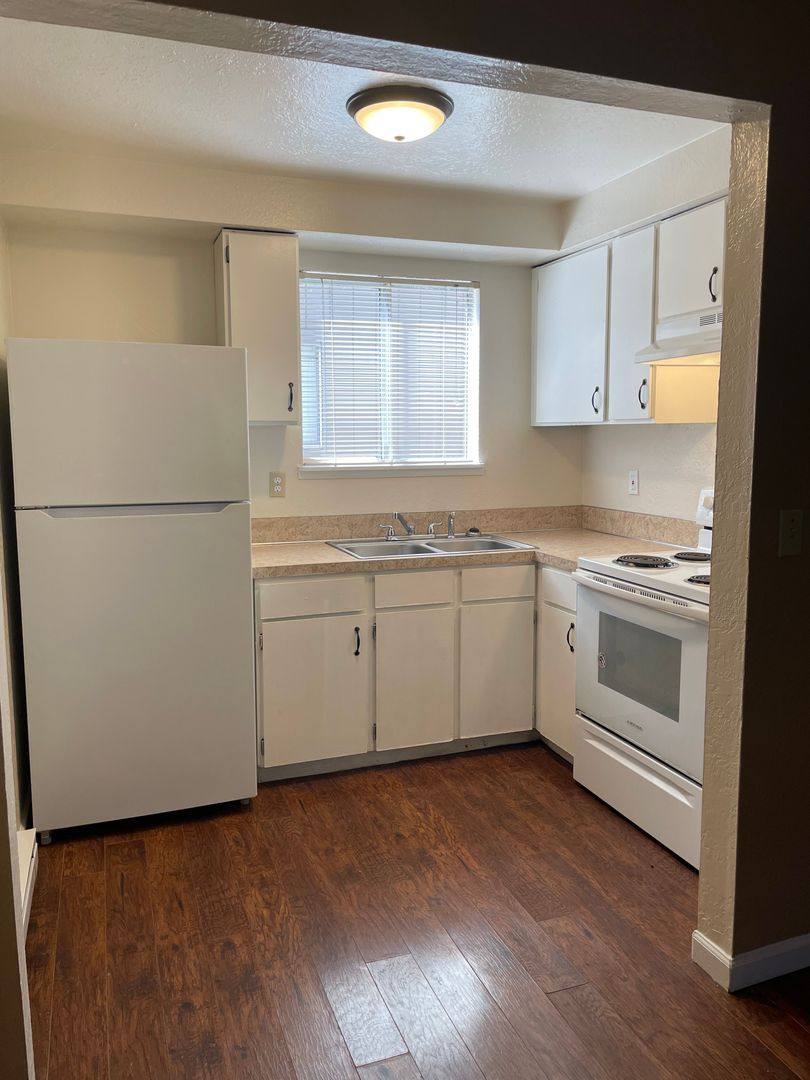 Apartment for rent at 4014-4040 Arleta Ave NE, Salem, OR 97303