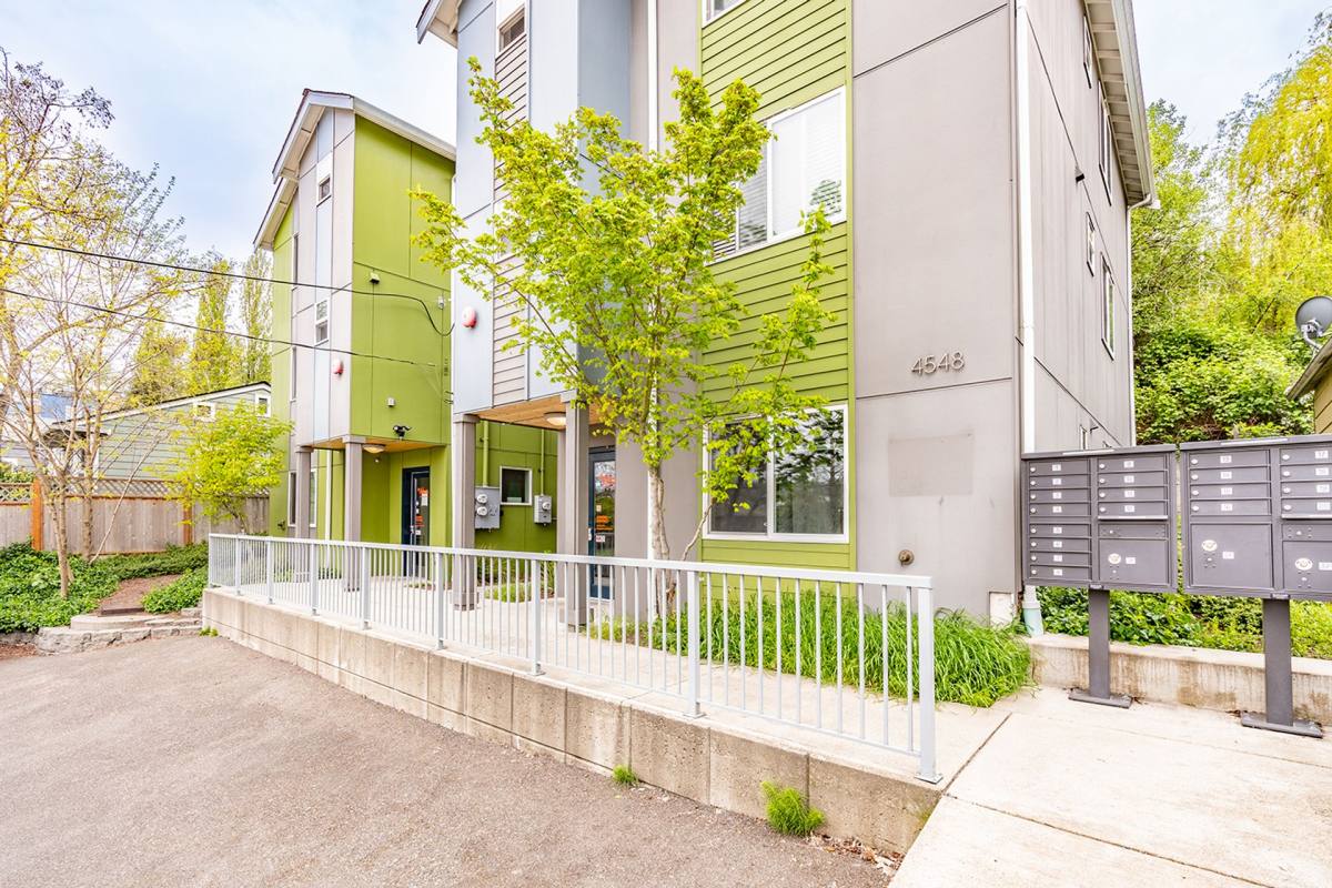 Apartment for rent at 4548 Delridge Way SW, Seattle, WA 98106
