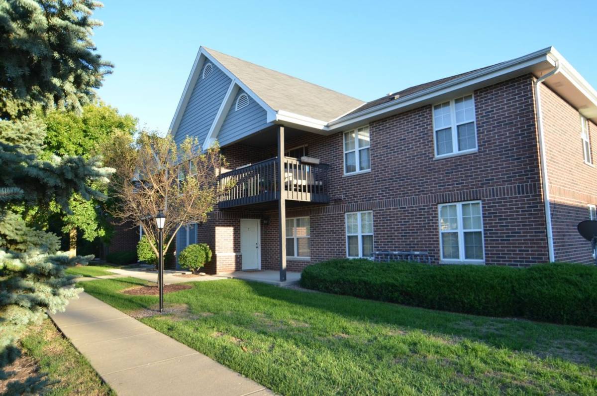 Apartment for rent at 17975 W Greenfield Ave, New Berlin, WI 53146