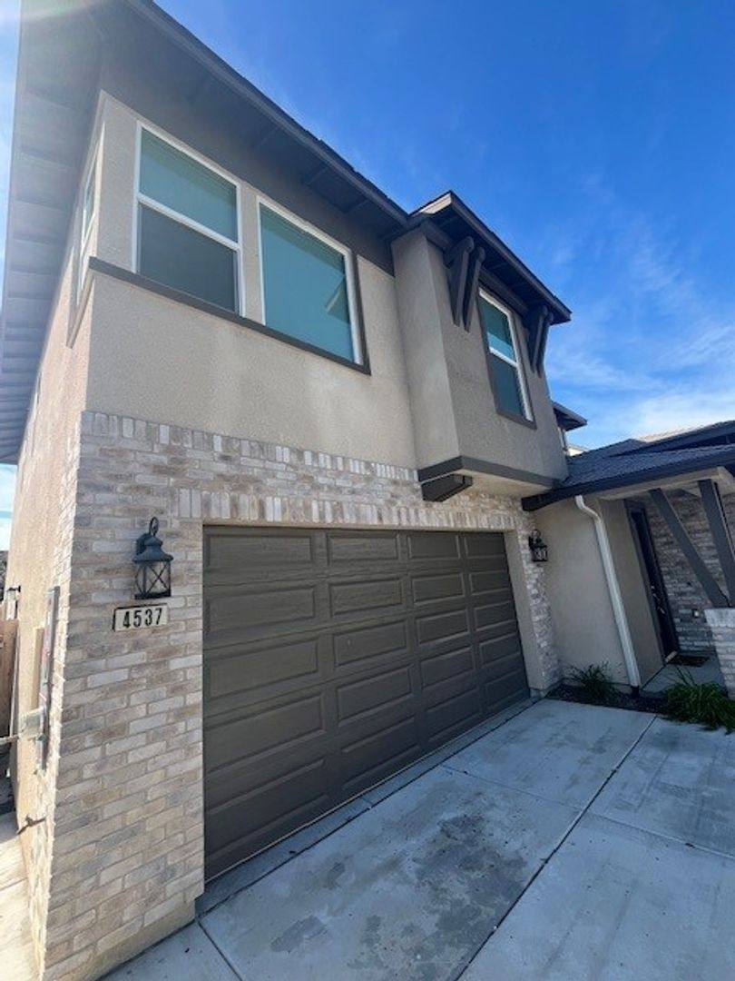 House for rent at 4537 S Ernest St, Visalia, CA 93277