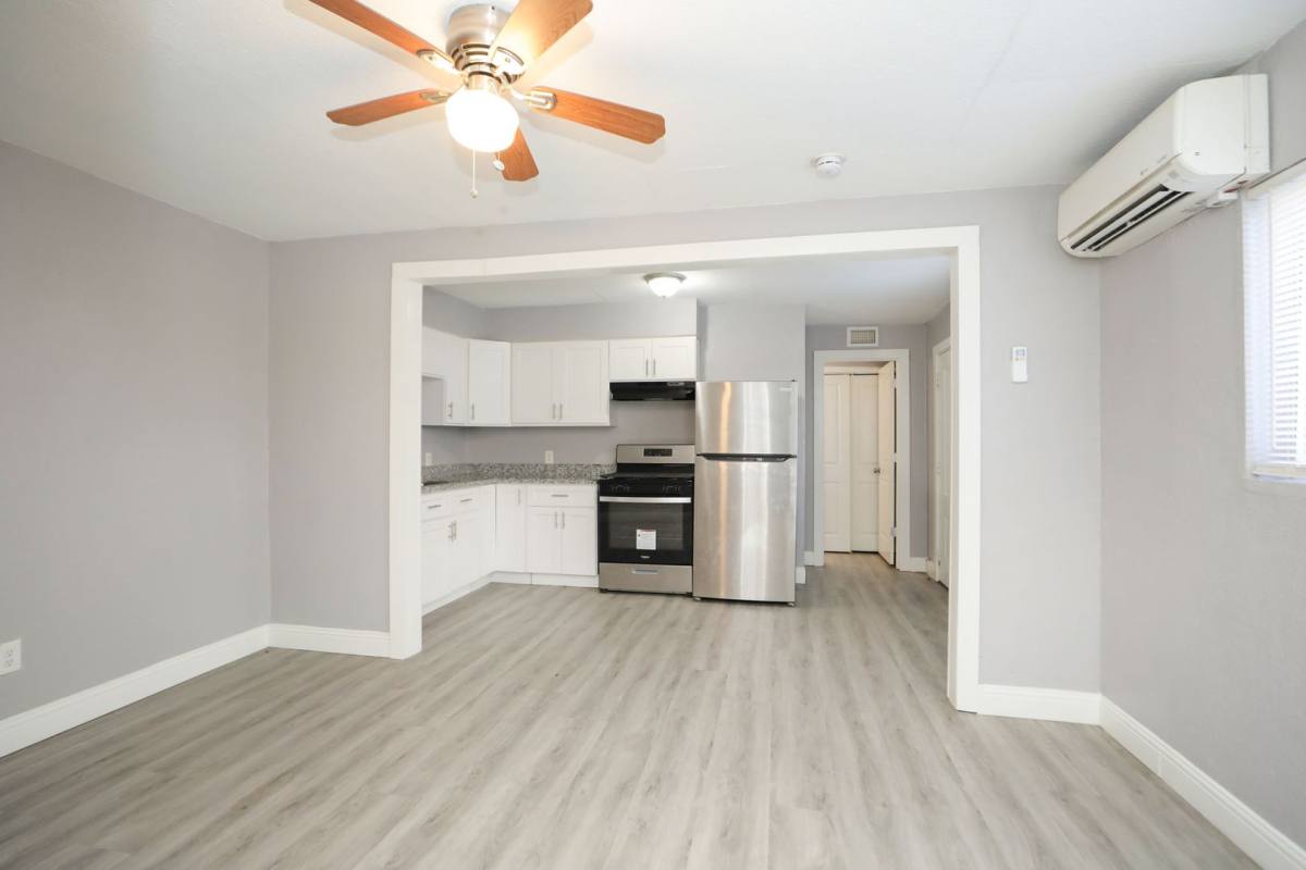 House for rent at 8127 Colonial Lane, Houston, TX 77051