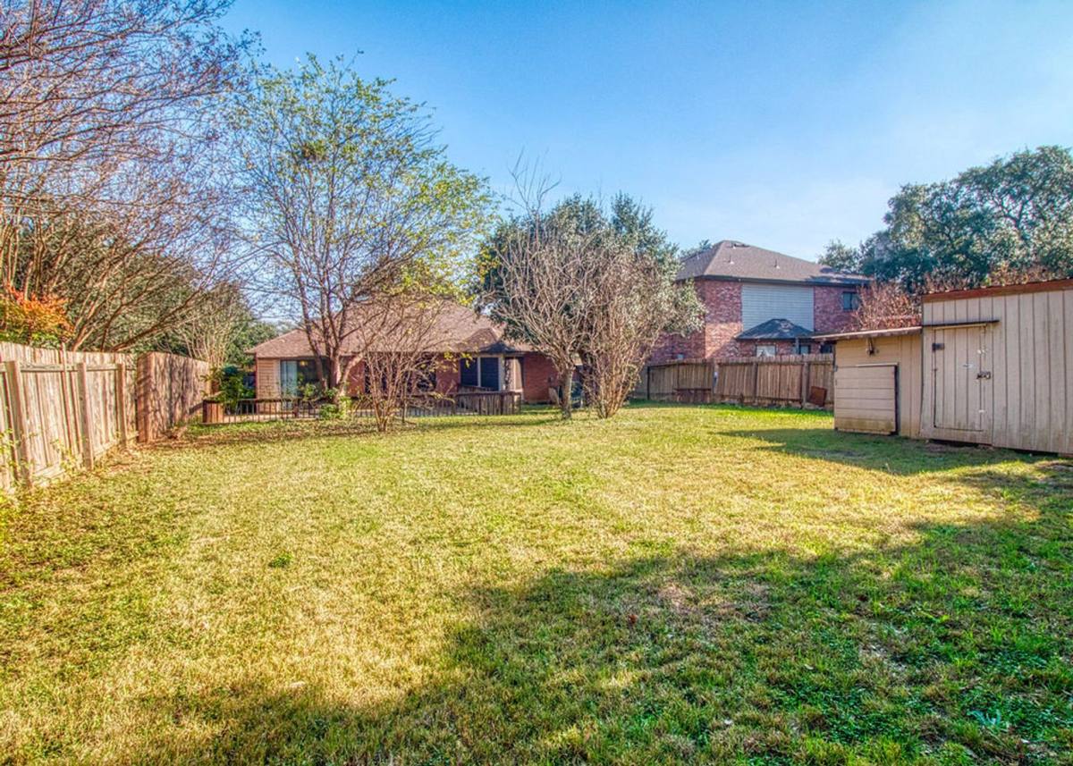 House for rent at 13911 Edge Point Dr, San Antonio, TX 78230