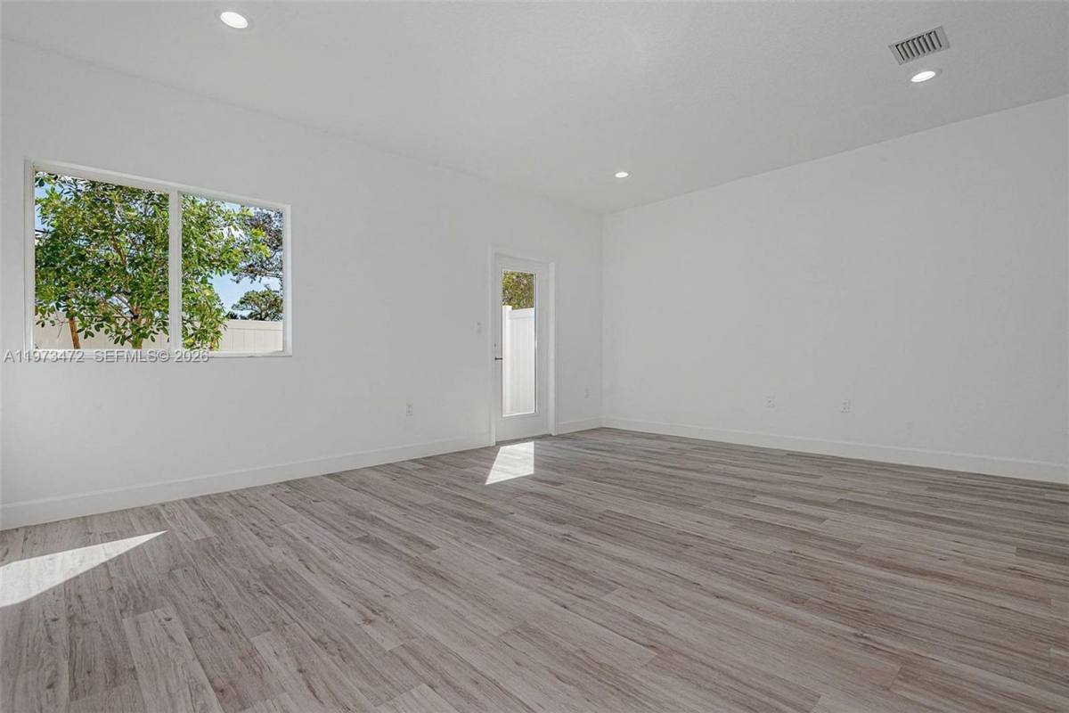 Townhouse for rent at 355 NW 30 Terrace, Pompano Beach, FL 33069