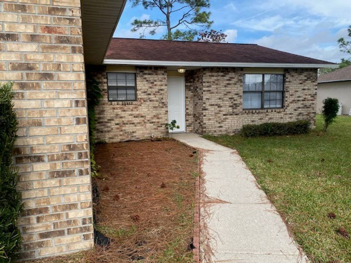 House for rent at 19 Woodston Lane, Palm Coast, FL 32164