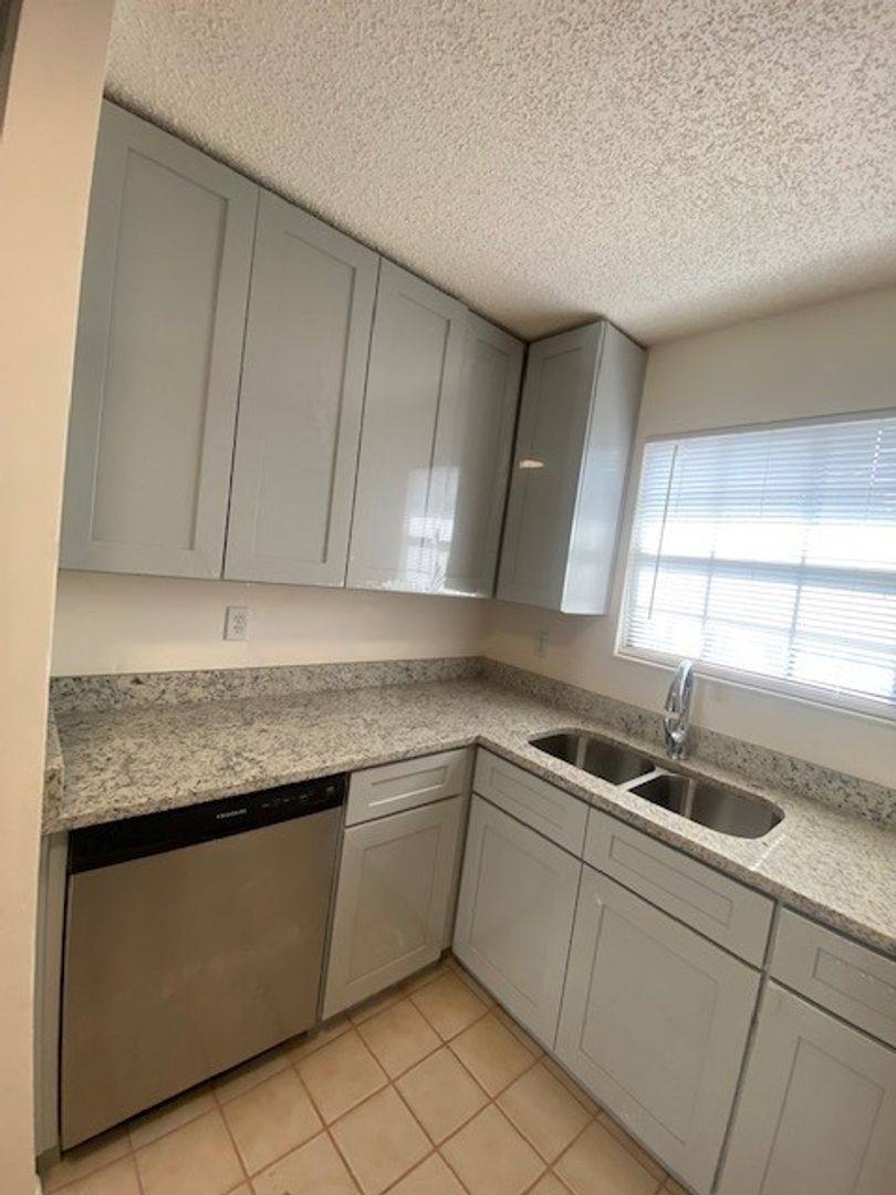 House for rent at 19 Woodston Lane, Palm Coast, FL 32164