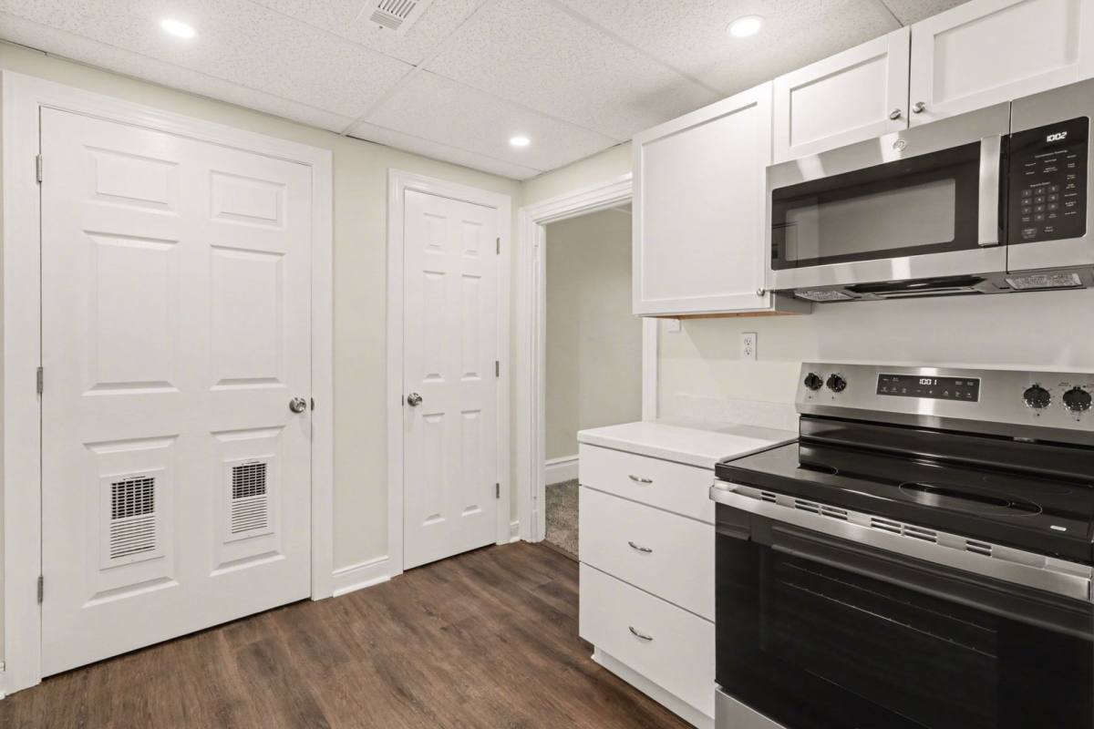 Apartment for rent at 145 S Pitt St, Carlisle, PA 17013