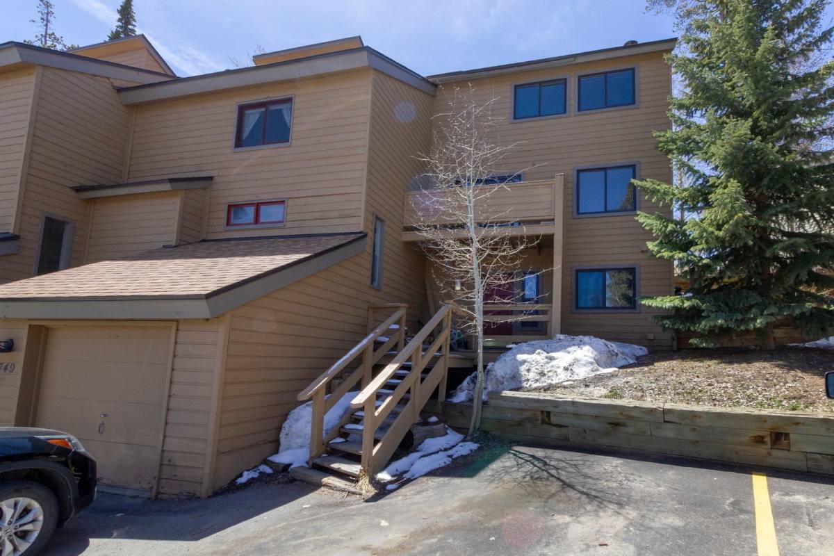 Townhouse for rent at 6748 Ryan Gulch Rd, Silverthorne, CO 80498