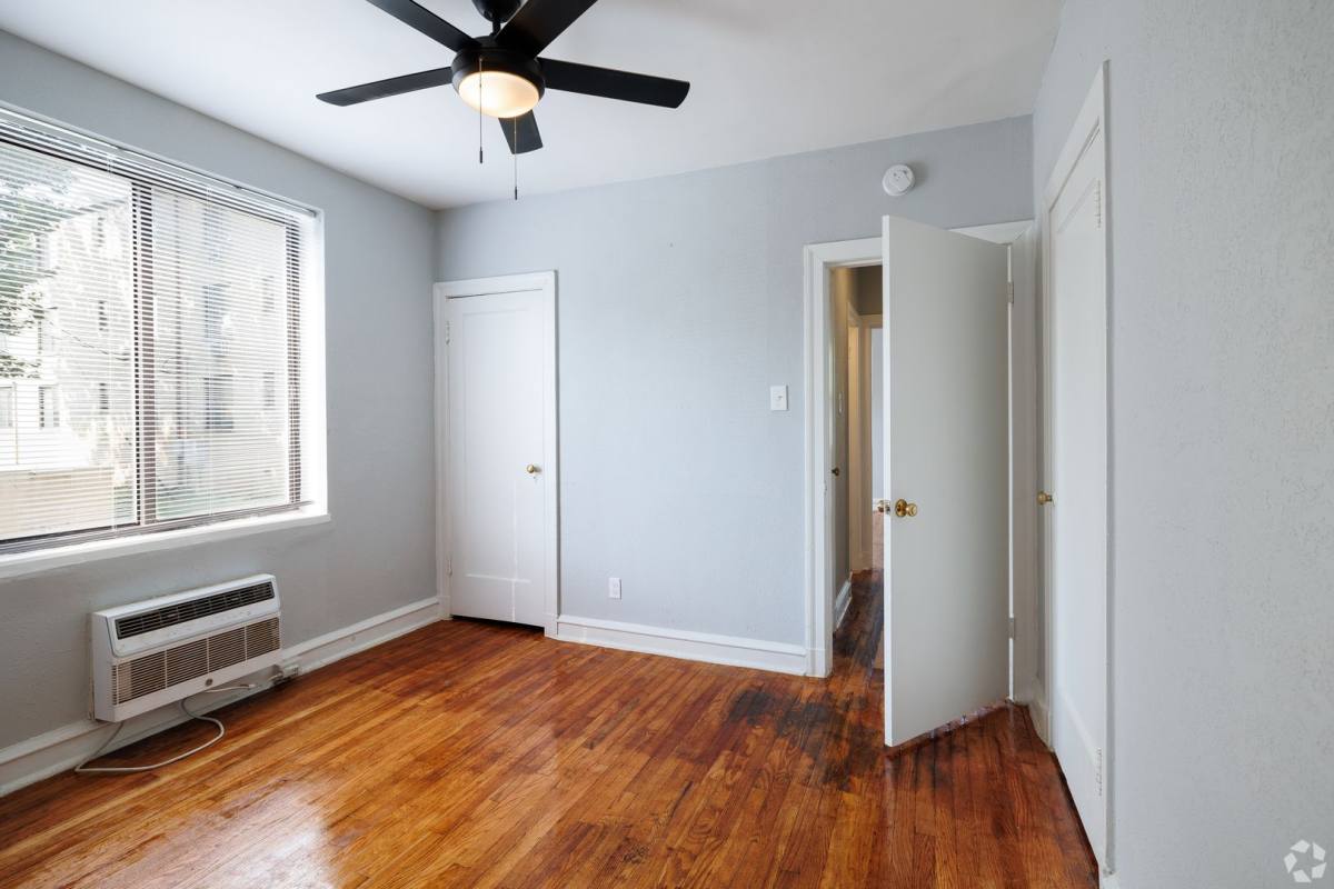 Apartment for rent at 5335 Lucas & Hunt Rd, Saint Louis, MO 63136