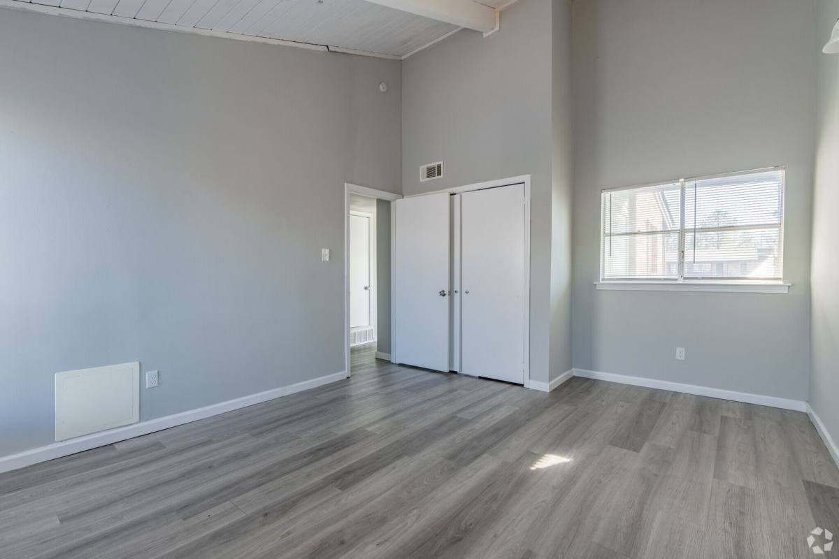 Apartment for rent at 3108 New Allen Rd, Memphis, TN 38128
