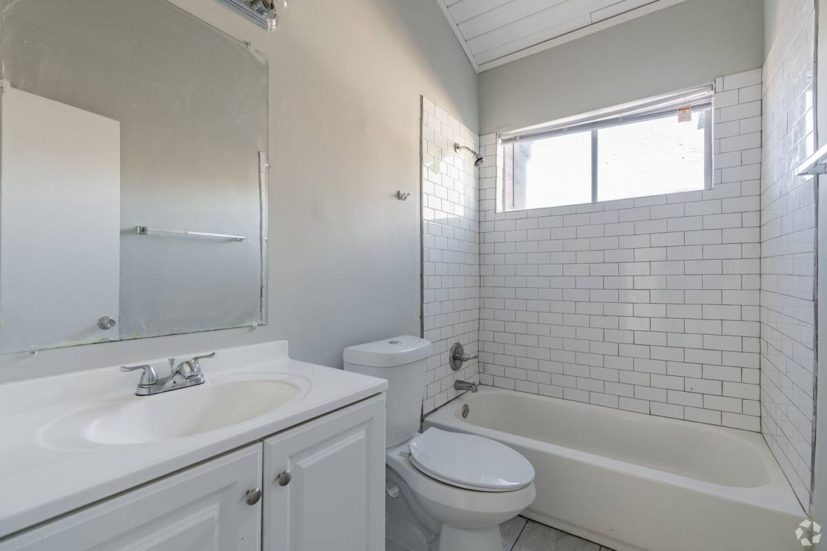 Apartment for rent at 3108 New Allen Rd, Memphis, TN 38128
