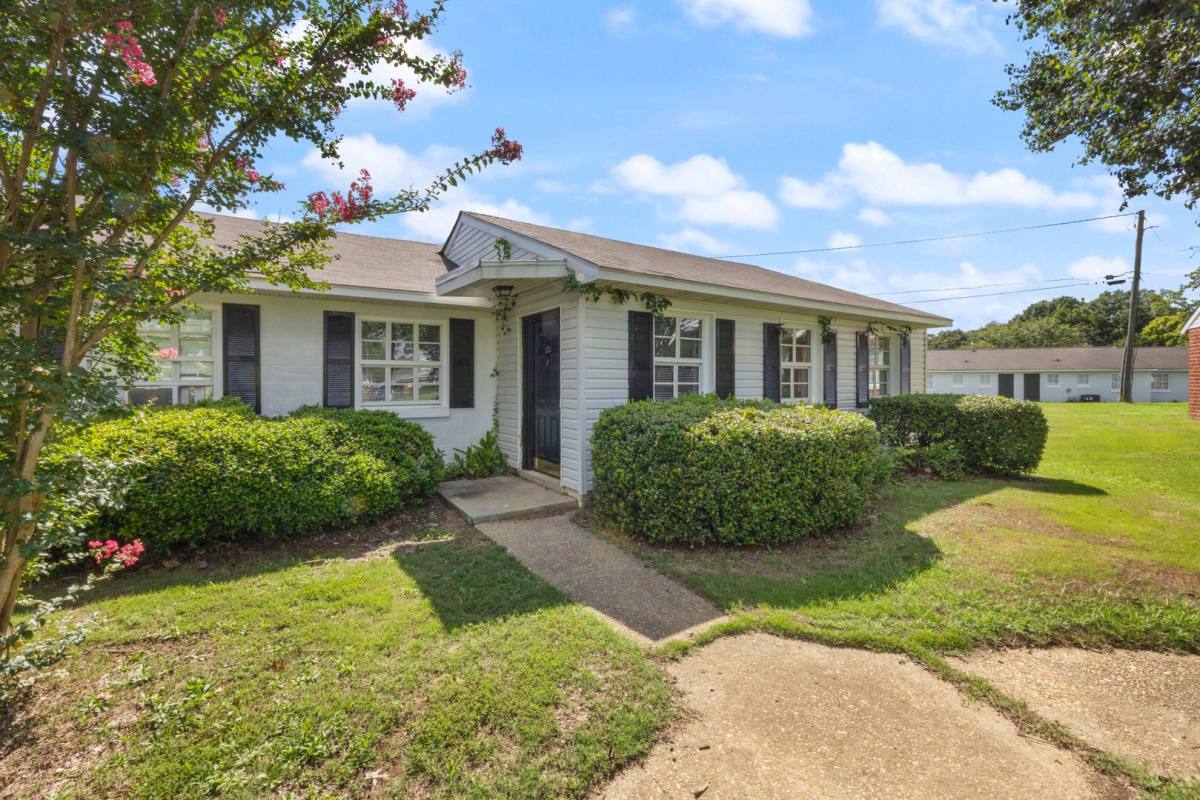 Apartment for rent at 2001 Torch Hill Rd, Columbus, GA 31903