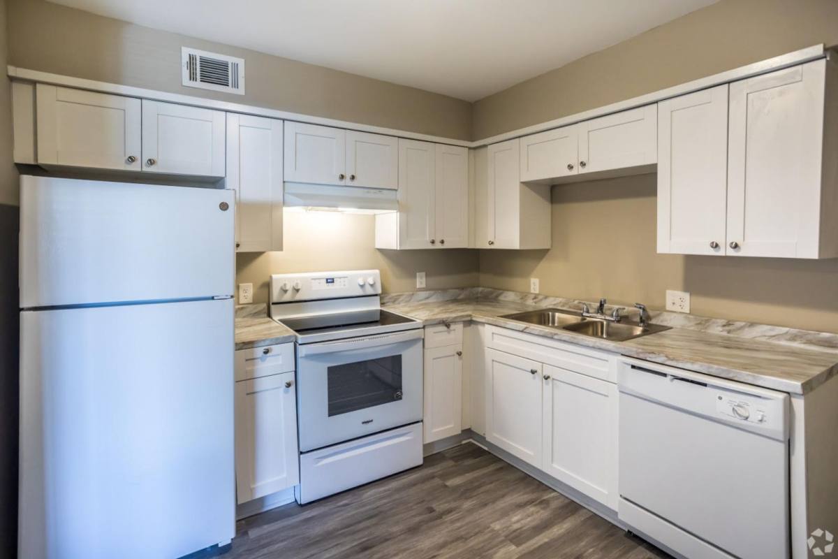Apartment for rent at 1764 Gowan Dr, Memphis, TN 38127