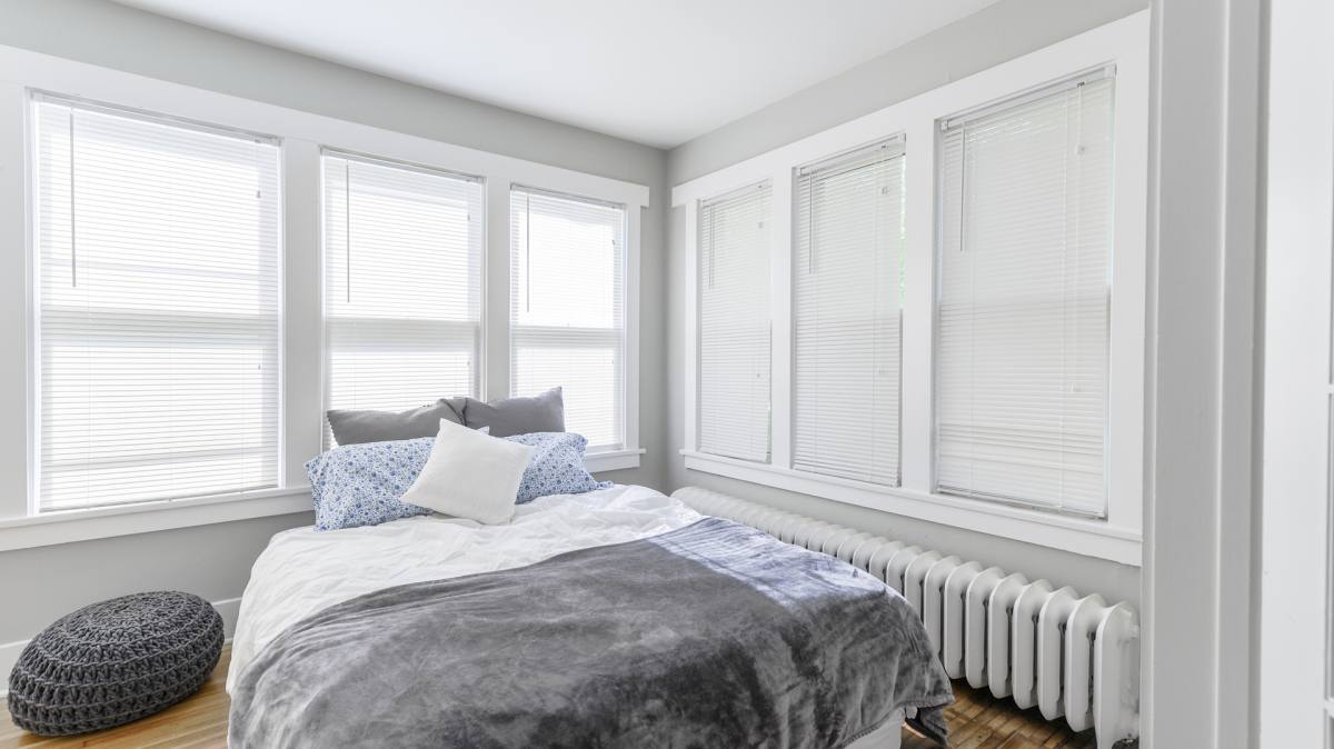 Apartment for rent at 2600 Dupont Ave S, Minneapolis, MN 55408