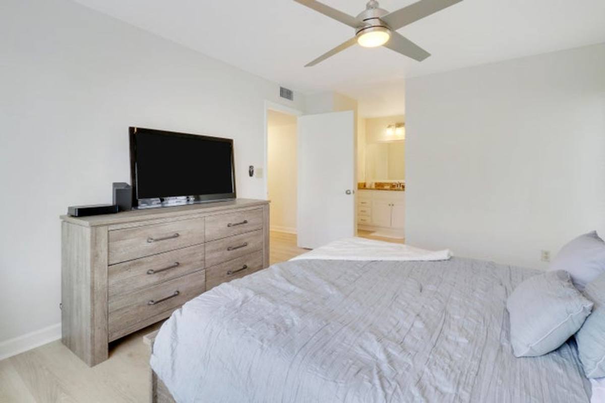 Condo for rent at 1107 Duncan Circle, Palm Beach Gardens, FL 33418