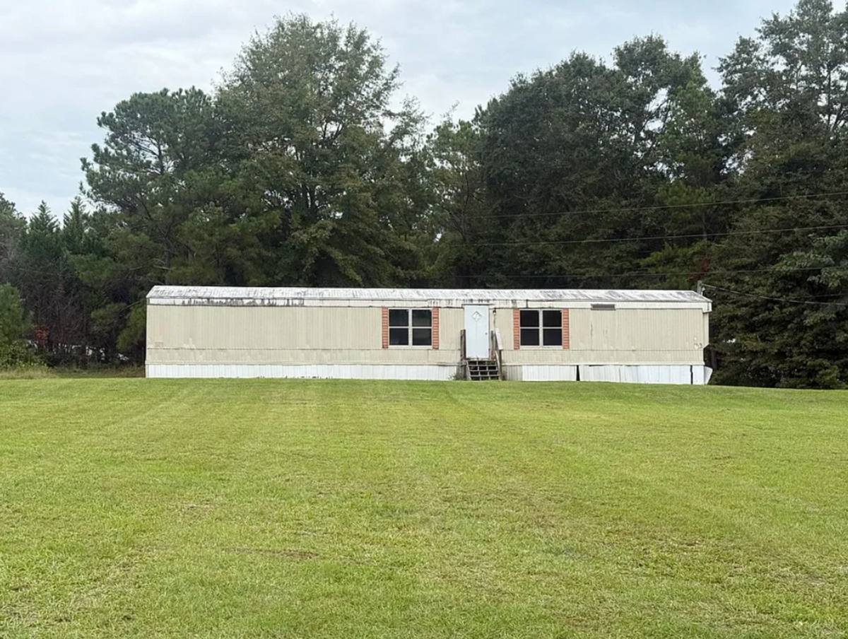 House for rent at 3503 Lee Rd, Opelika, AL 36804