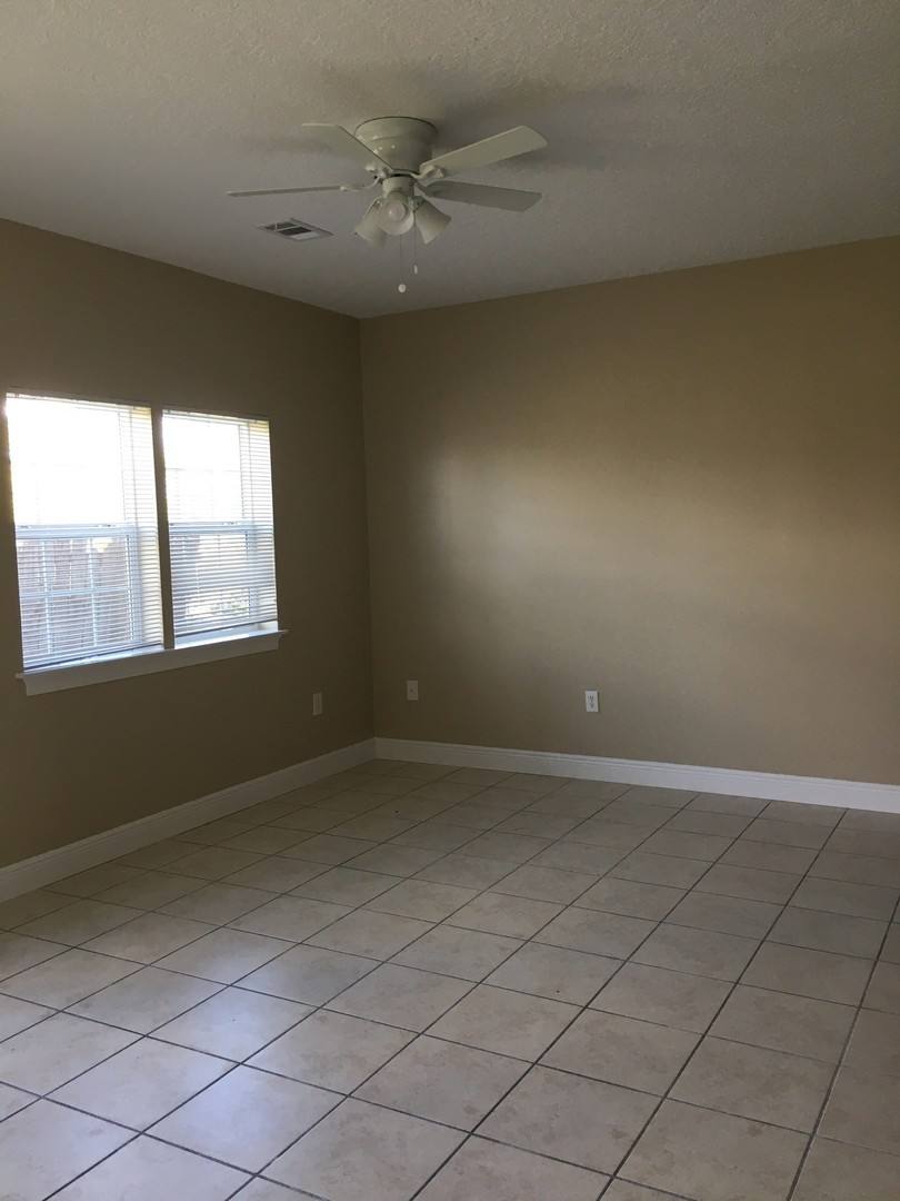 Townhouse for rent at 403 Judy Place, Panama City, FL 32404