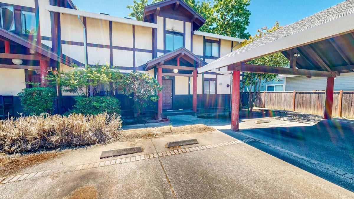 Apartment for rent at 1054-1058 Edwards Ave, Santa Rosa, CA 95401