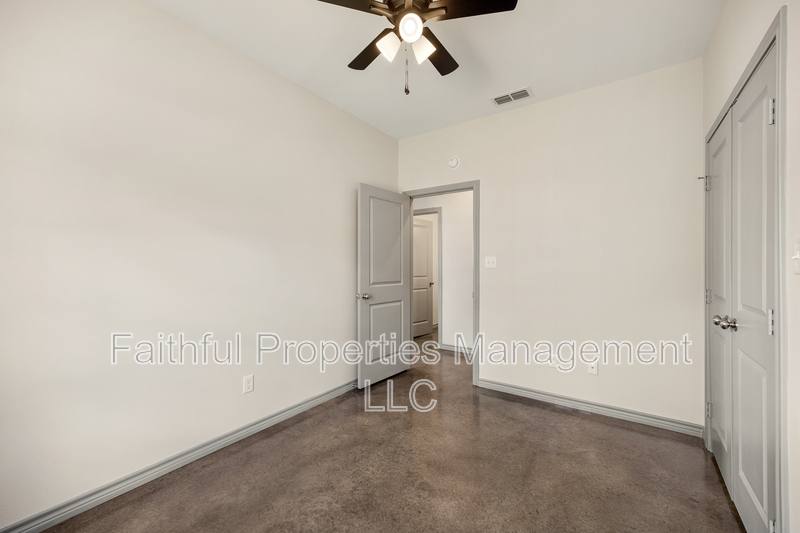Apartment for rent at 21579 County Rd #37, Troup, TX 75789
