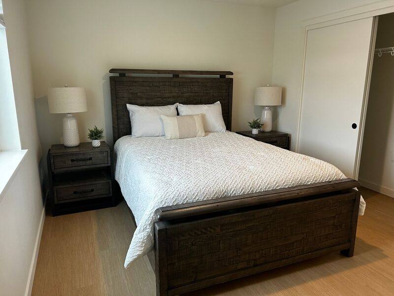 Apartment for rent at 916 S Holladay Dr, Seaside, OR 97138
