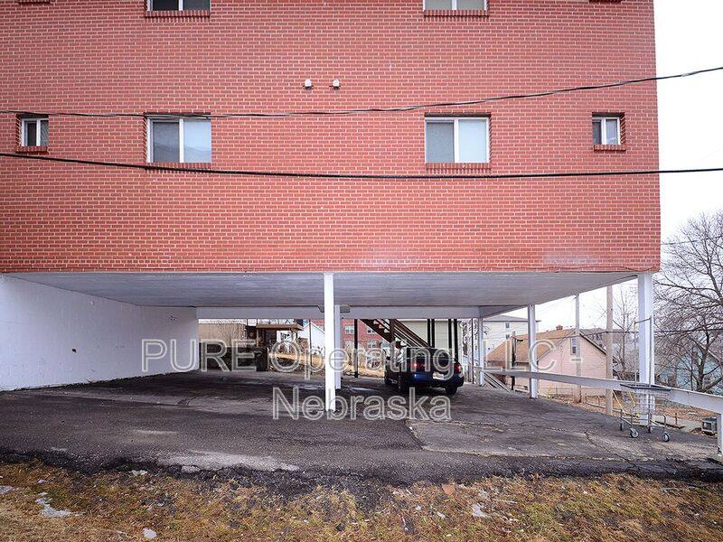 Apartment for rent at 540 S 30 St #1, Omaha, NE 68105