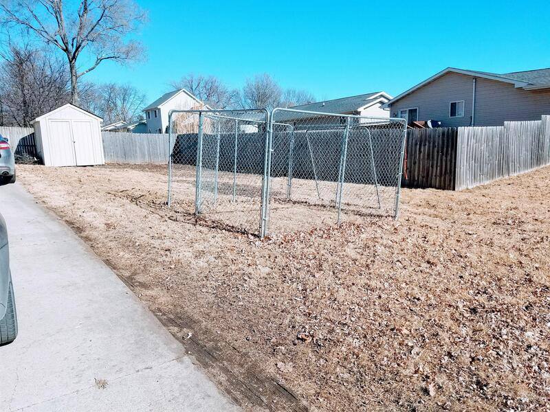 Apartment for rent at 426 Jeffrey Lane, Ames, IA 50010