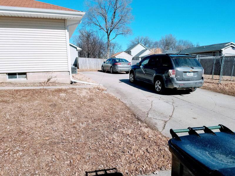 Apartment for rent at 426 Jeffrey Lane, Ames, IA 50010
