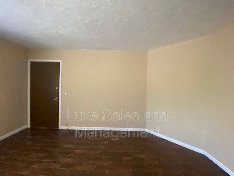 Condo for rent at 6024 NW Expressway #C, Oklahoma City, OK 73132