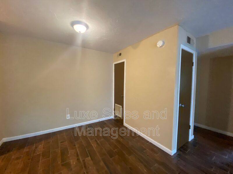 Condo for rent at 6024 NW Expressway #C, Oklahoma City, OK 73132