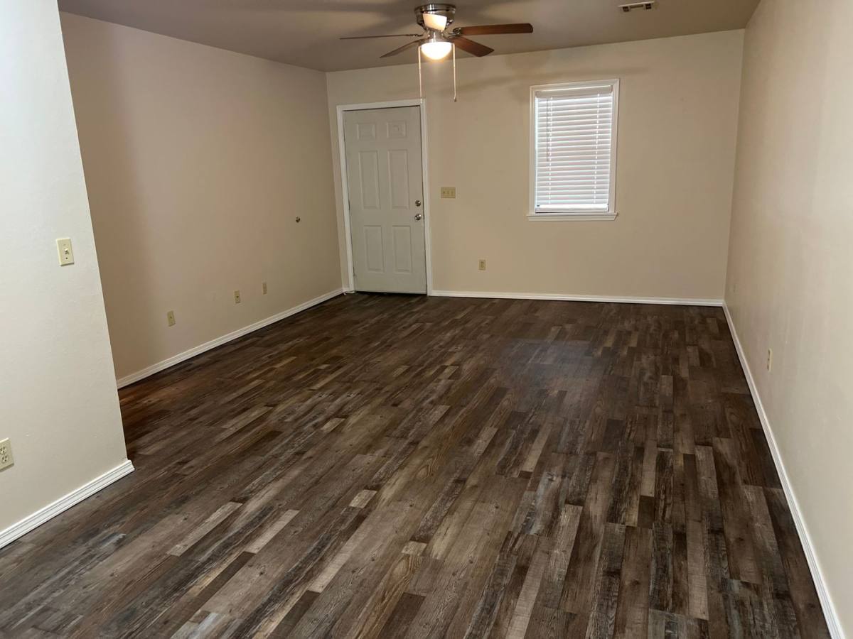 Apartment for rent at 606 Rolling Hills Dr, Tahlequah, OK 74464