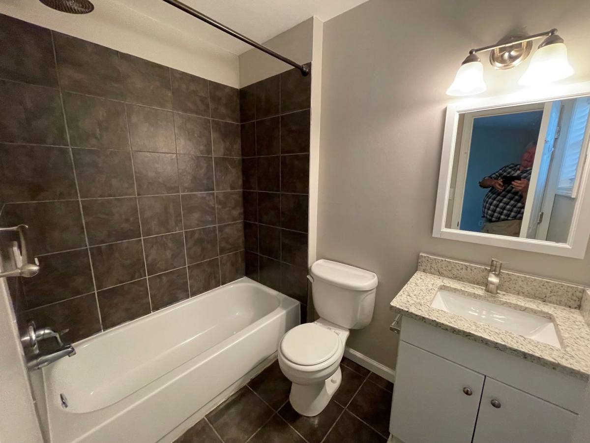 Townhouse for rent at 3555 Kennesaw Station Dr, Kennesaw, GA 30144