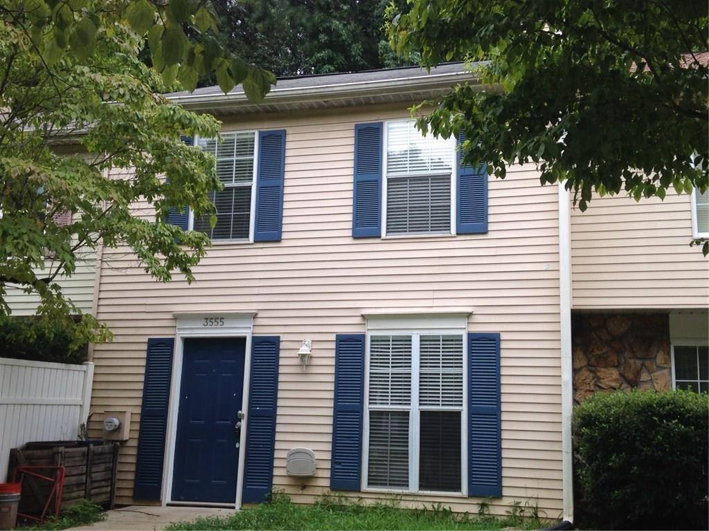 Townhouse for rent at 3555 Kennesaw Station Dr, Kennesaw, GA 30144