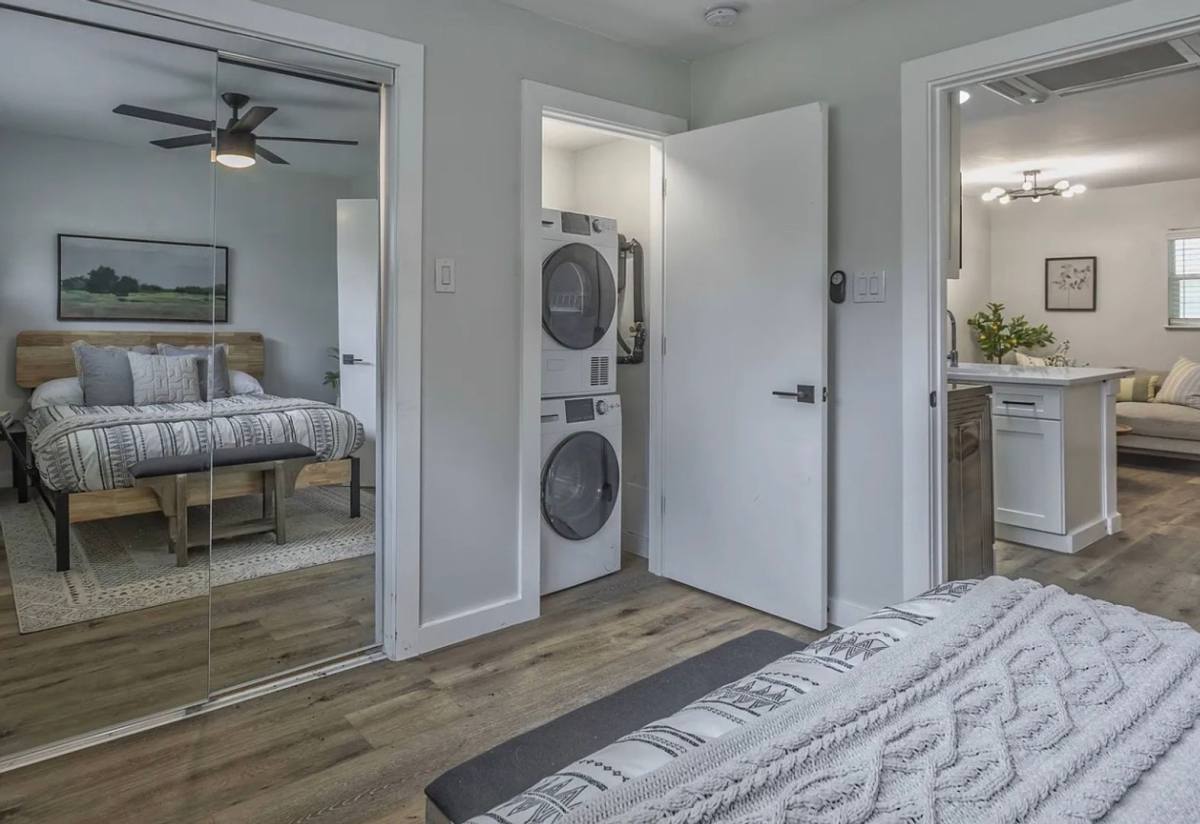 Apartment for rent at 425 N Rosemont Ave, Dallas, TX 75208